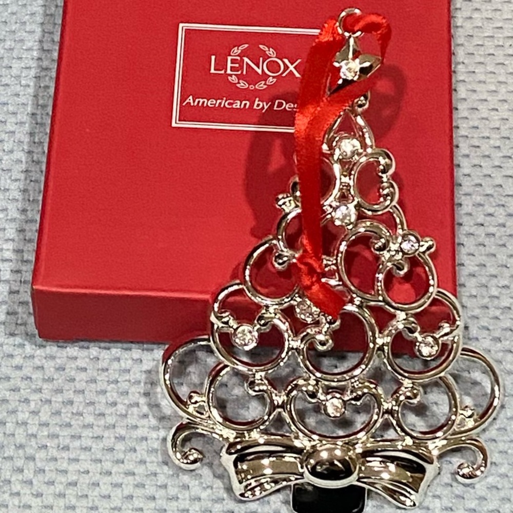 Lenox Christmas Sparkle and Scroll Clear Gem Silver-plated Tree Ornament